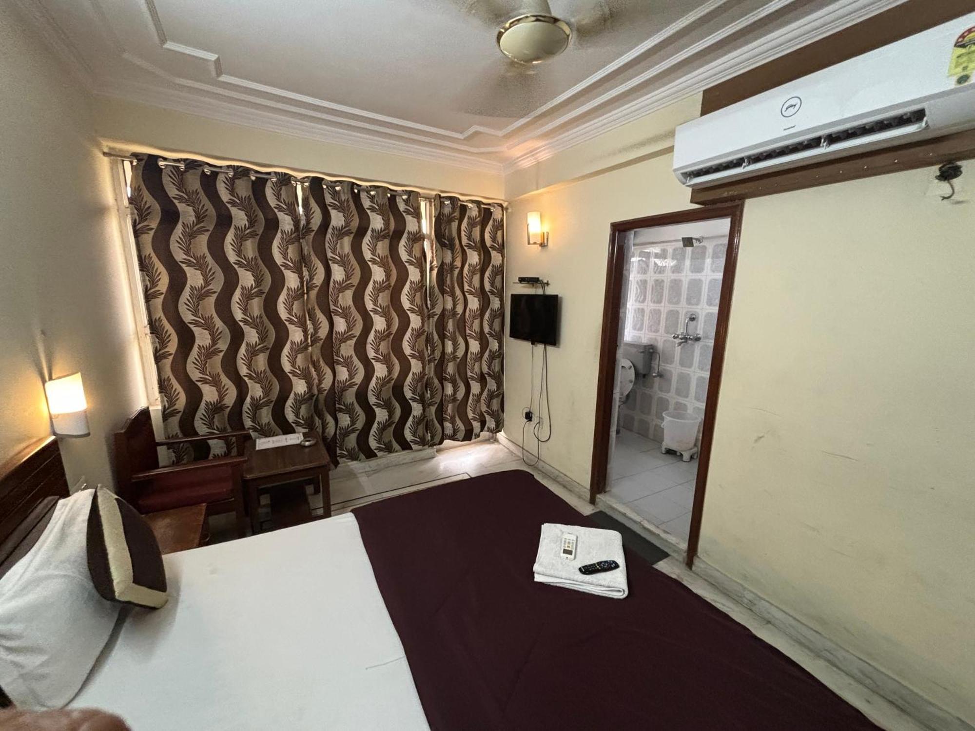 Hotel Siddhi Vinayak Station Road Джапур Экстерьер фото